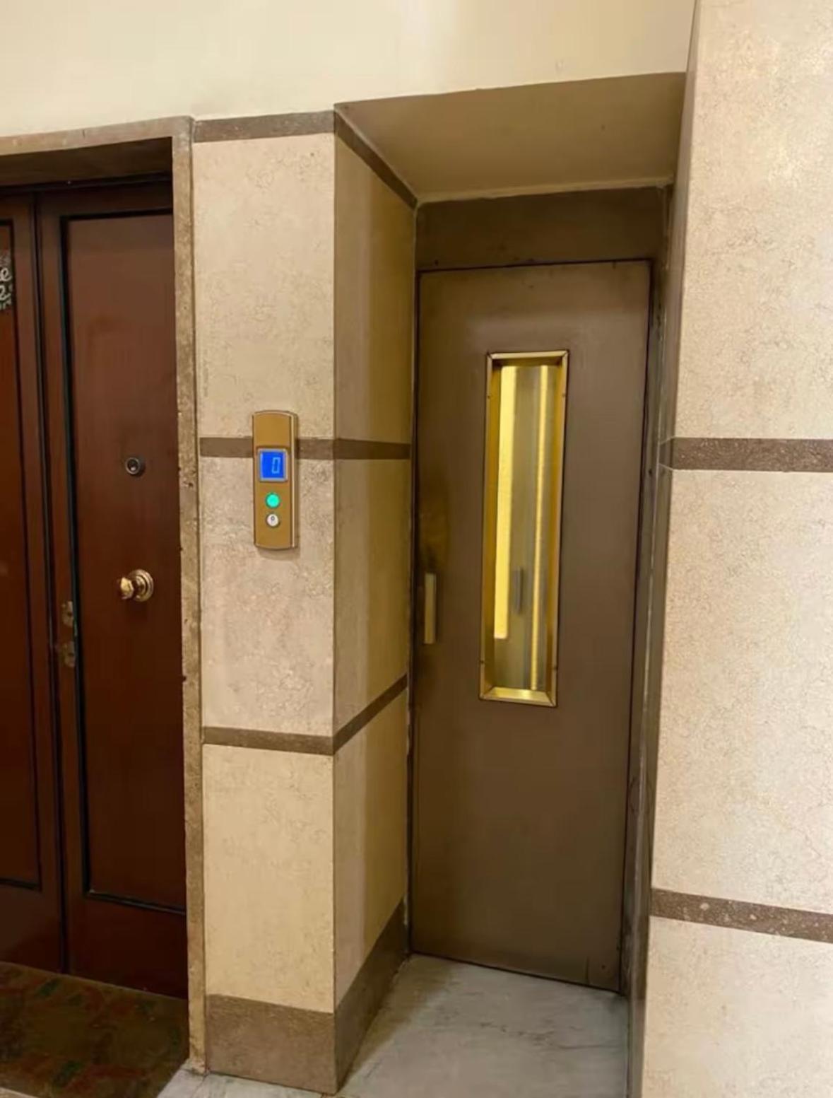 ローマFefe'S Houseアパートメント エクステリア 写真